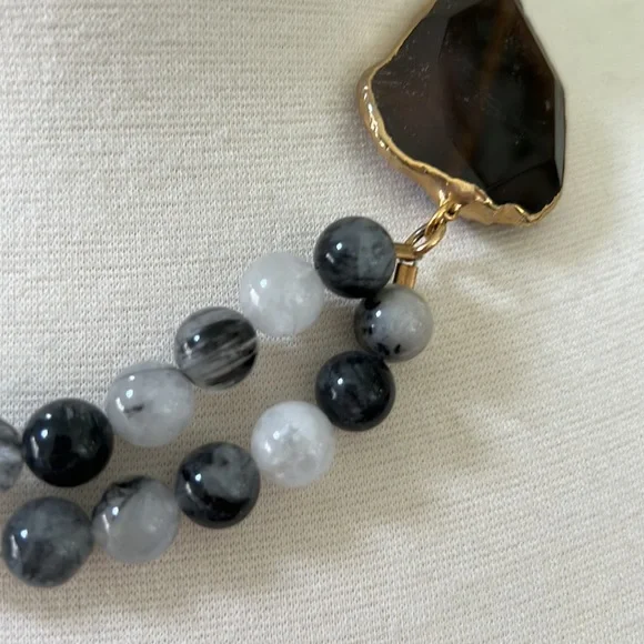 Janna Connor black Quartz and Agate choker collar necklace - Picture 2 of 4